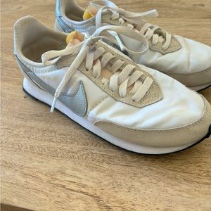 Nike Daybreak Sneakers